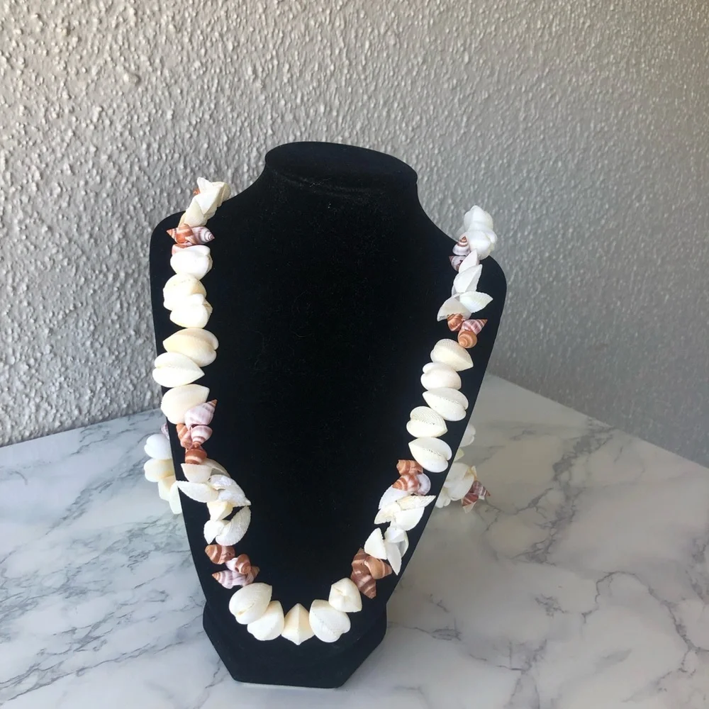 Natural Seashell Necklace. Color of Shells mostly White with Beige/tan shells - Picture 2 of 5